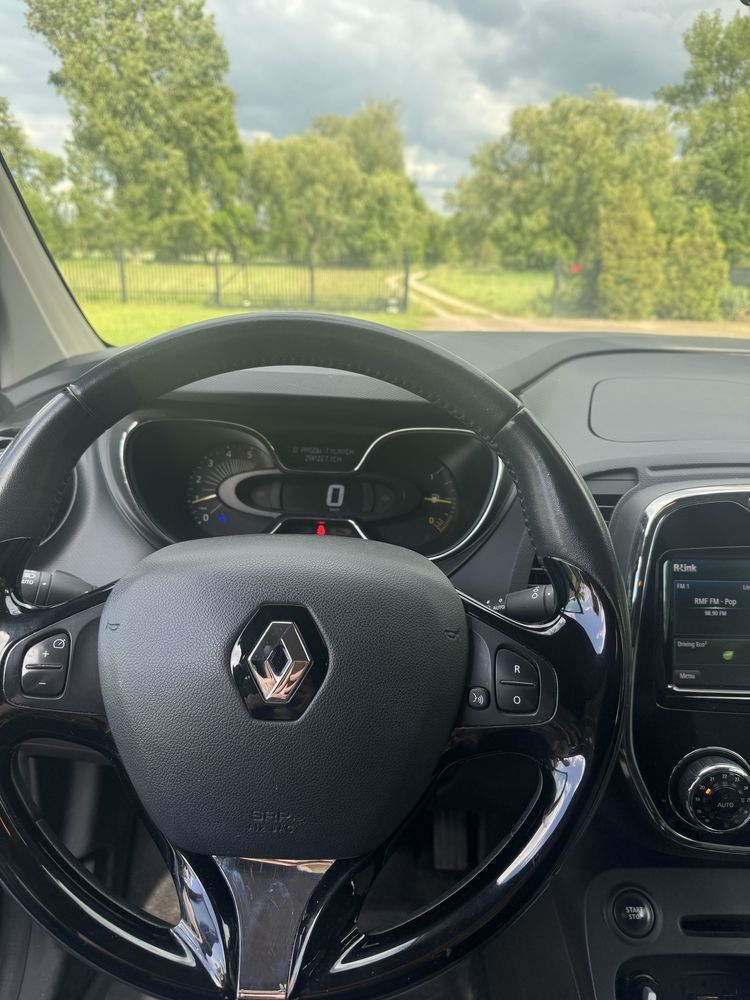 Renault Captur bogata wersja key less start stop tablet navi