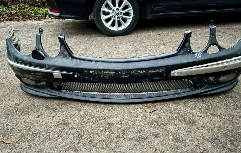 Amg передній бампер mercedes w211 орихінал