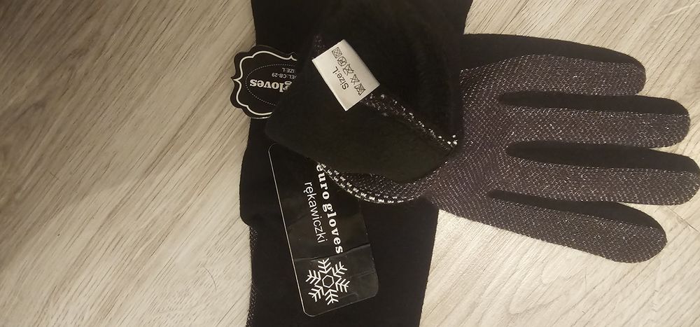 Nowe piękne rękawiczki rozmiar L