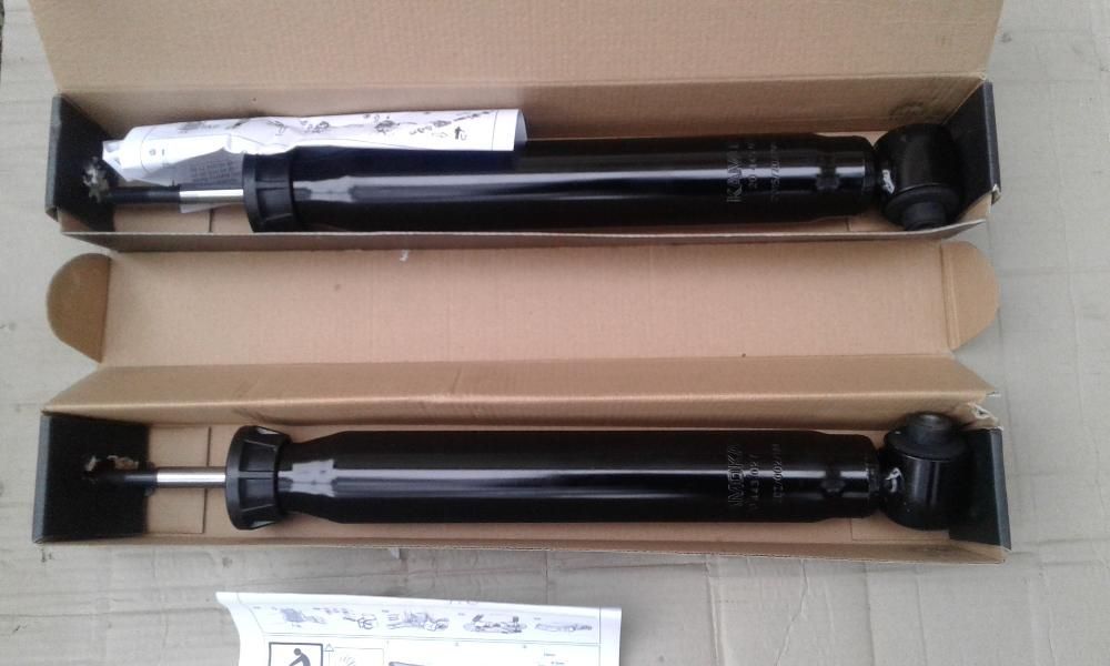 Амортизатори для Пасат Б5 А4 А6 ШКОДА Суперб Нові Якісні Польша