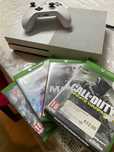 Xbox One com 4 jogos