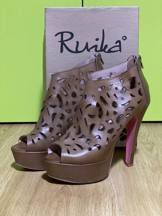 Sapatos/Sandálias Mulher Ruika (Tam 38)