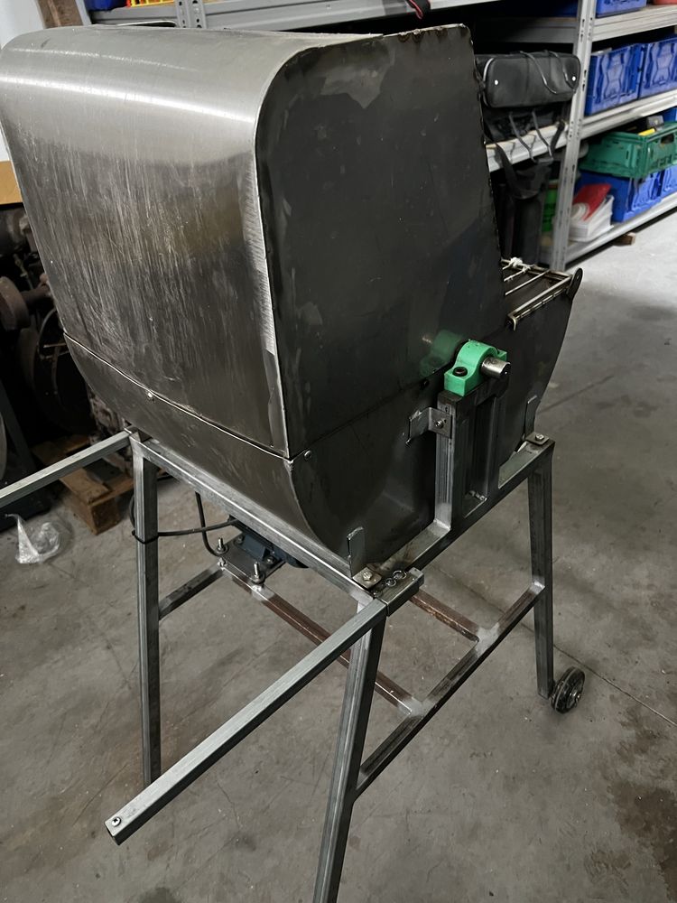 Depenador rotativo eletrico