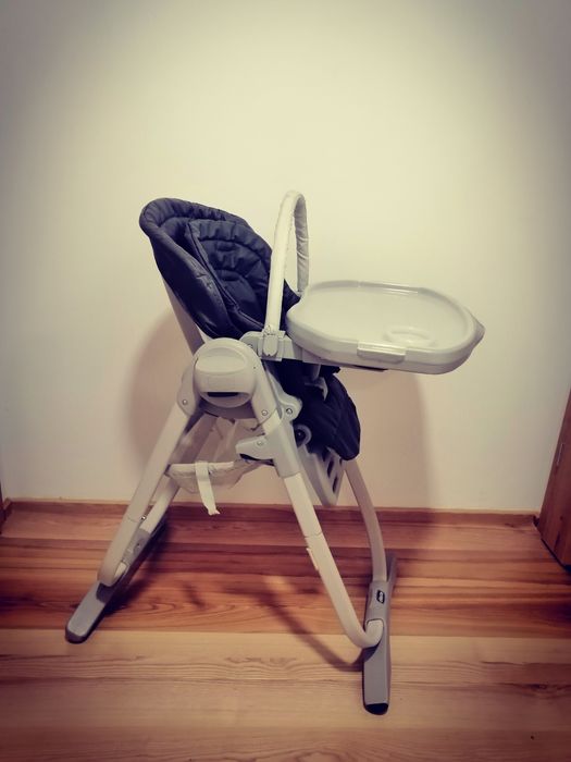 Rewelacyjne zadbane krzesełko do karmienia Chicco z palakiem na zabawk