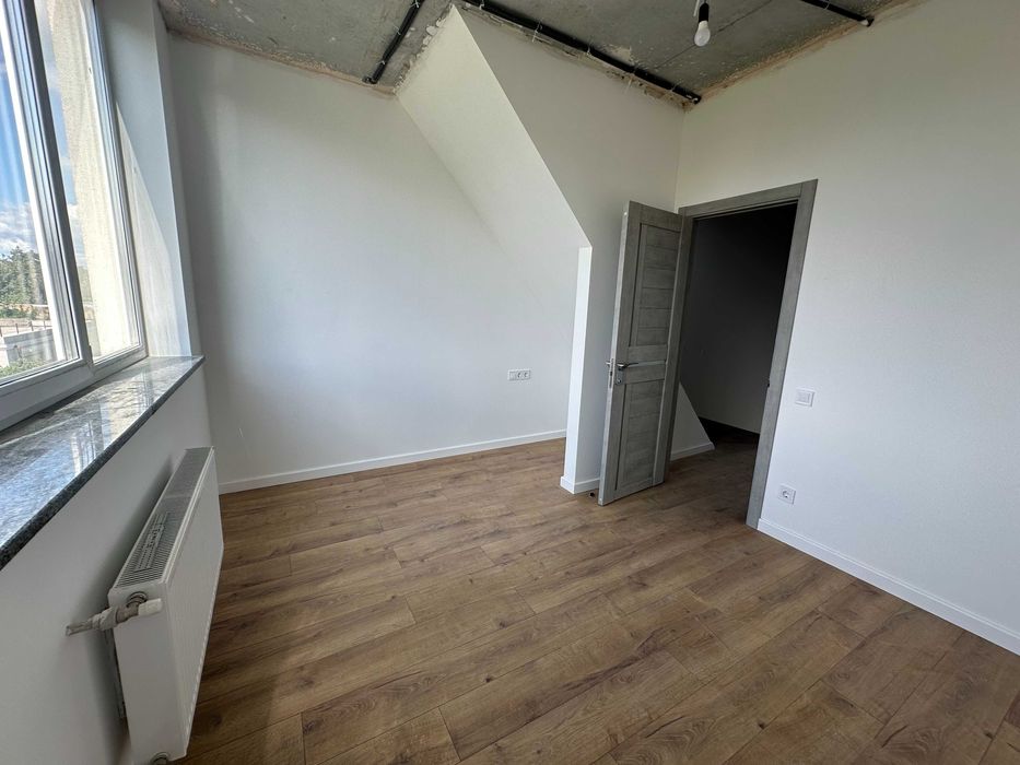 Продам таунхаус Дачна 62 з ремонтом Софіівська Борщагівка