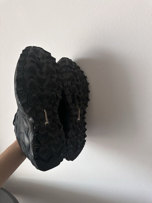 Продам кросівки Mizuno Wave Mujin TL GTX black, GORE-TEX