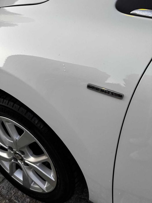 Renault Clio 4 Sport Tourer 1.5 dCi Limited