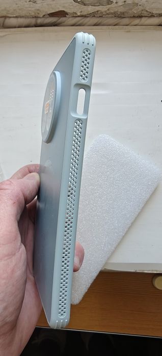 Продам чехол для oneplus 13r