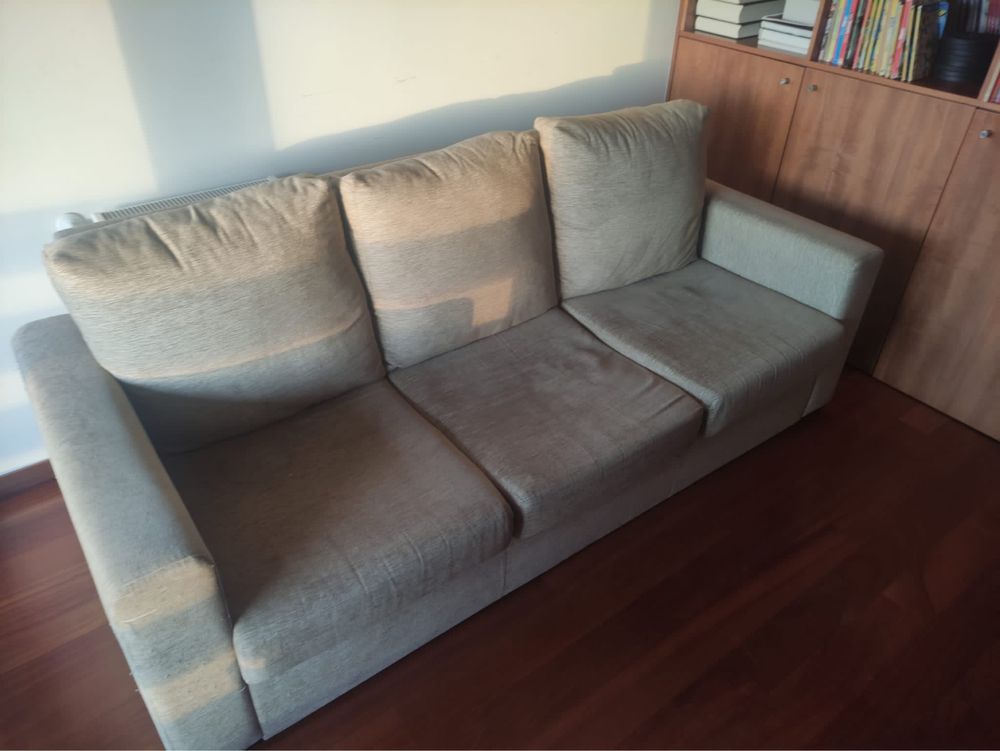 Sofa 3 lugares beje