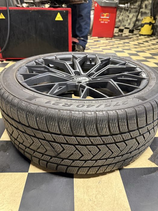 Opony zimowe 275 40 r21