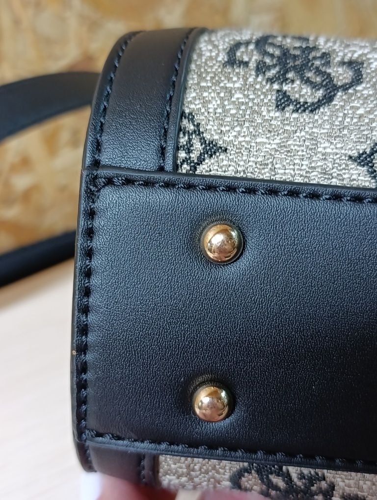 Guess сумка нова