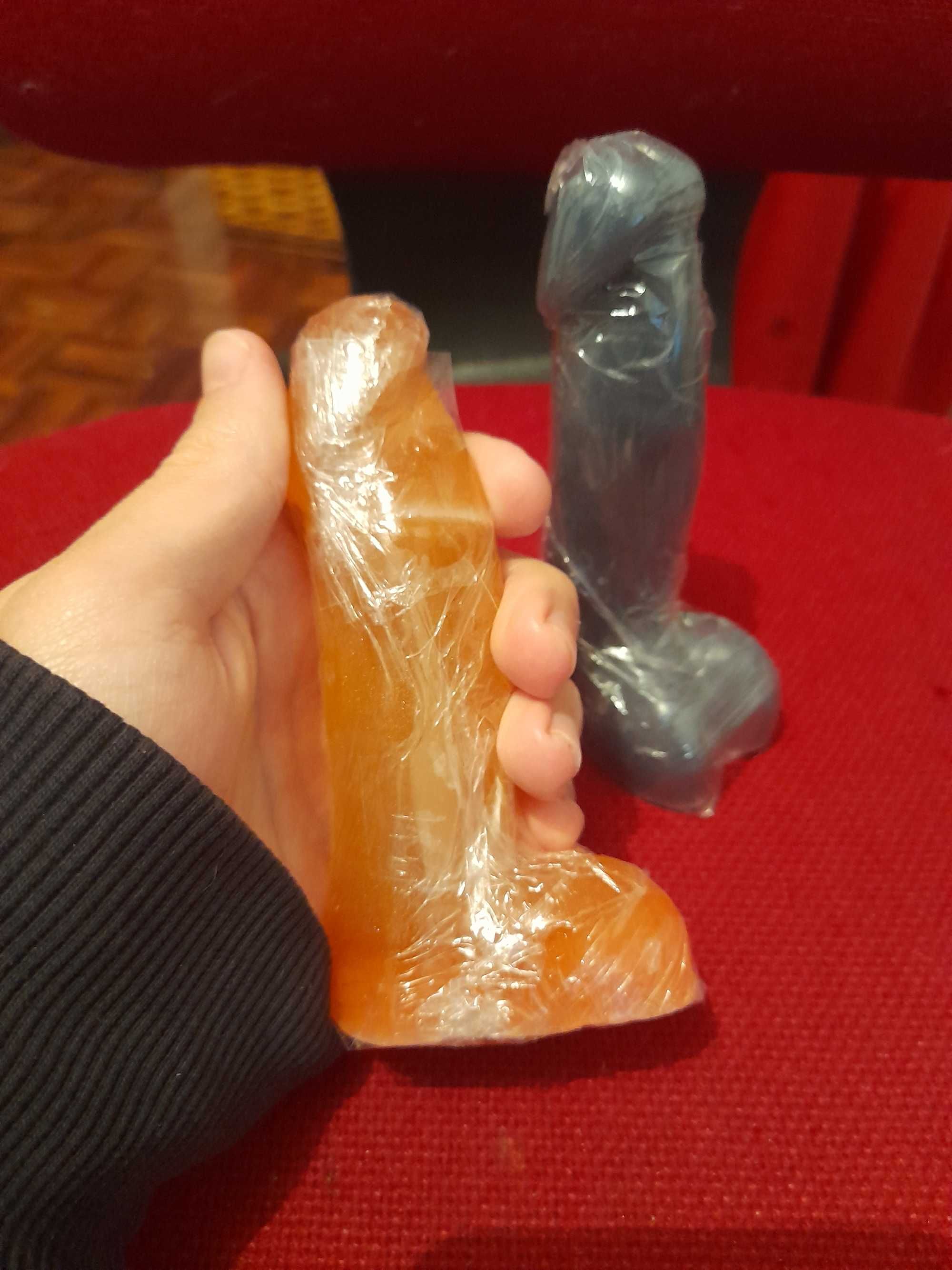 Sabão artesanal de glicerina em formato de pénis