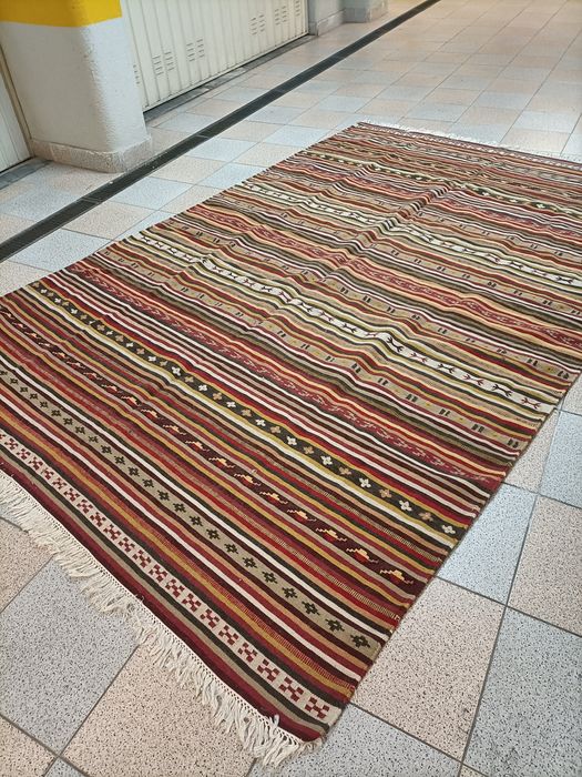 Carpete em lã multicolor