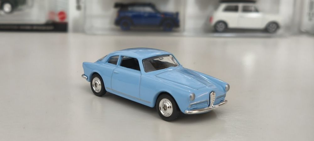 Miniaturas 1:43 várias