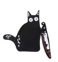 Przypinka czarny kot. 3x3cm.