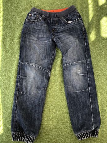Spodnie jeansowe z podszewka 122cm 6-7lat Mathercare
