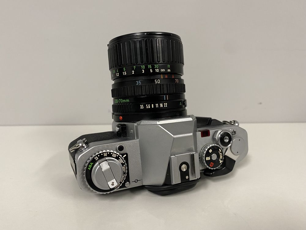 Canon AV-1 - 35-70mm f3.5-5.6 - aparat analogowy, zadbany, vintage