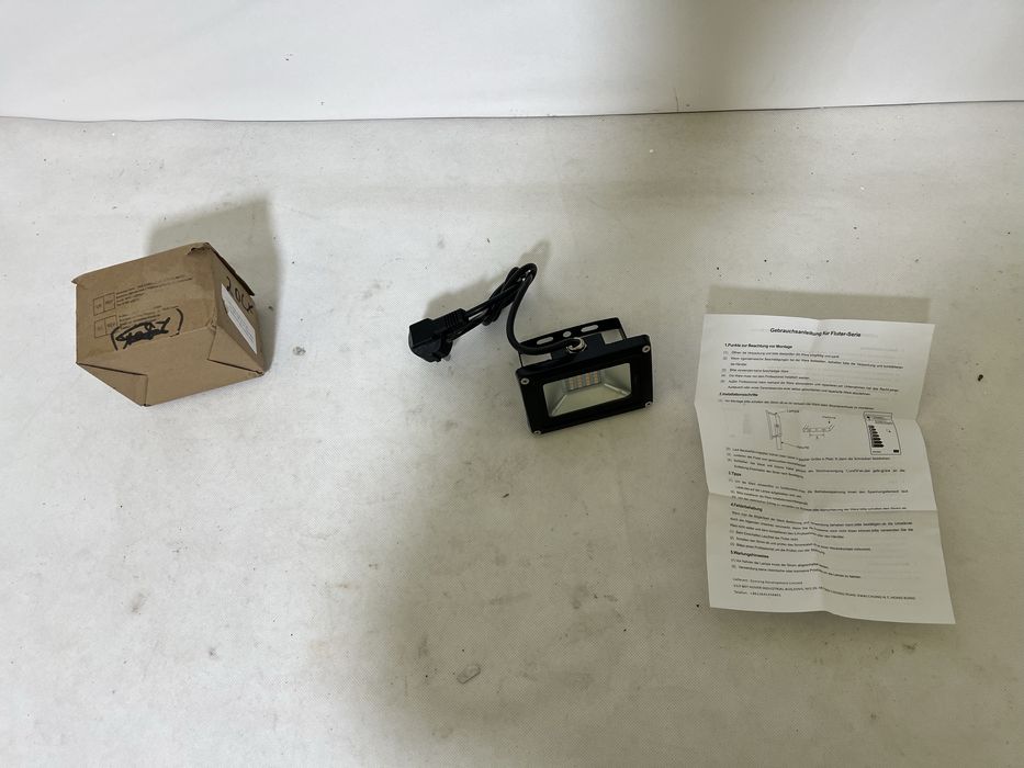 LED Floodlight 20W – Ciepła Barwa, IP65