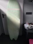 Prancha de surf com algum uso