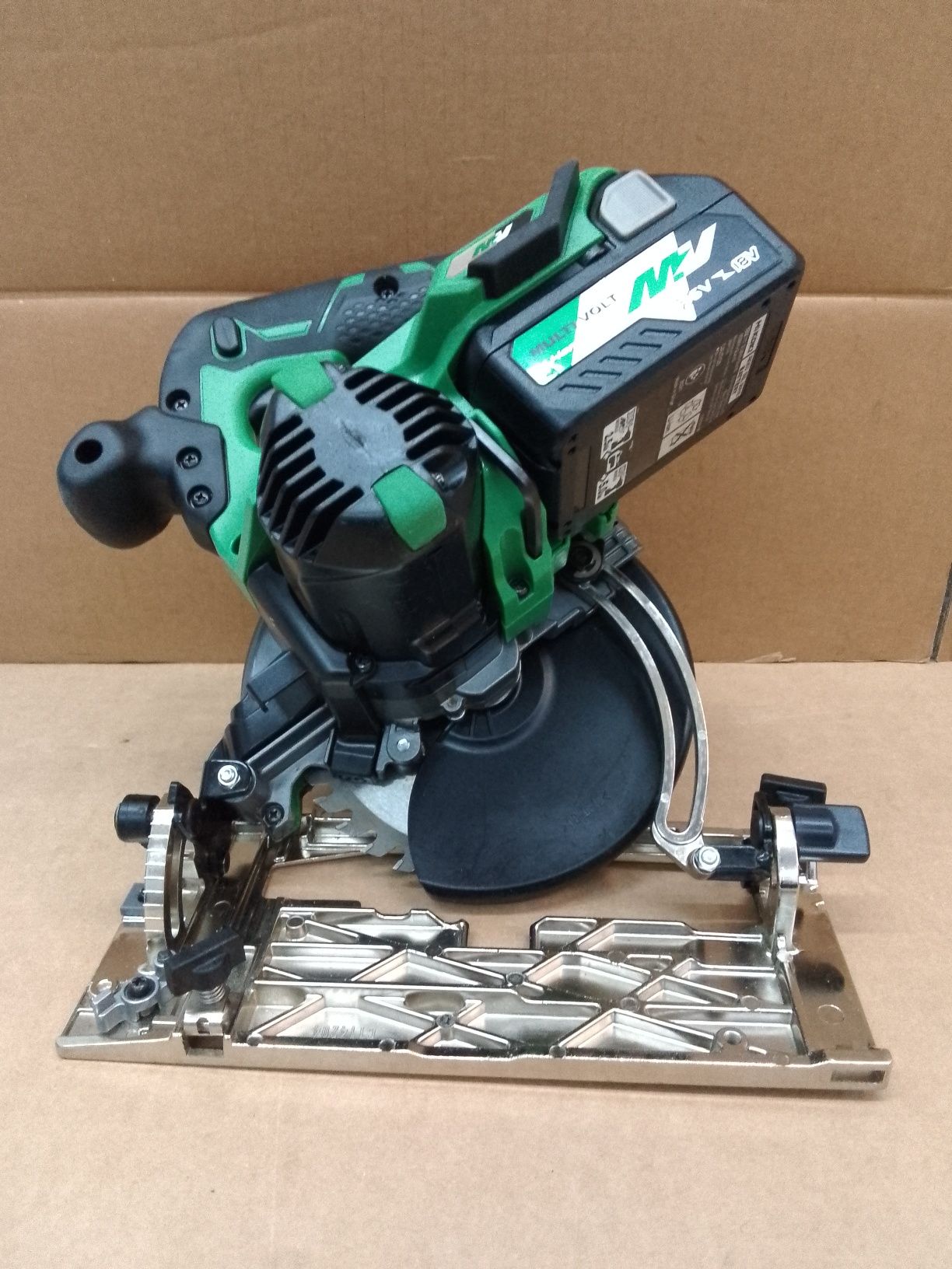 Hikoki C 3606DA Pilarka Tarczowa Piła Najazdowa Multivolt Brushless