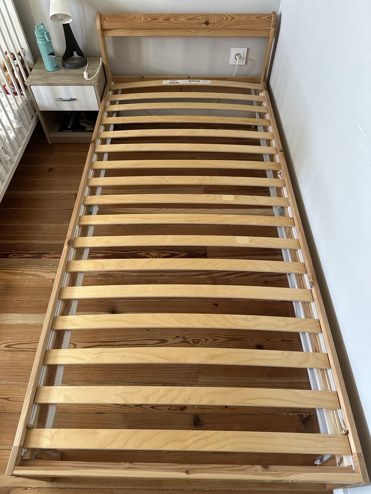 Cama Neiden e estrado Luroy IKEA
