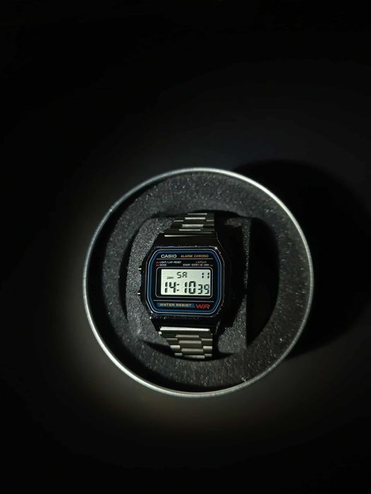Zegarek casio ..