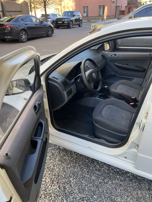 Skoda fabia 2002 1.4