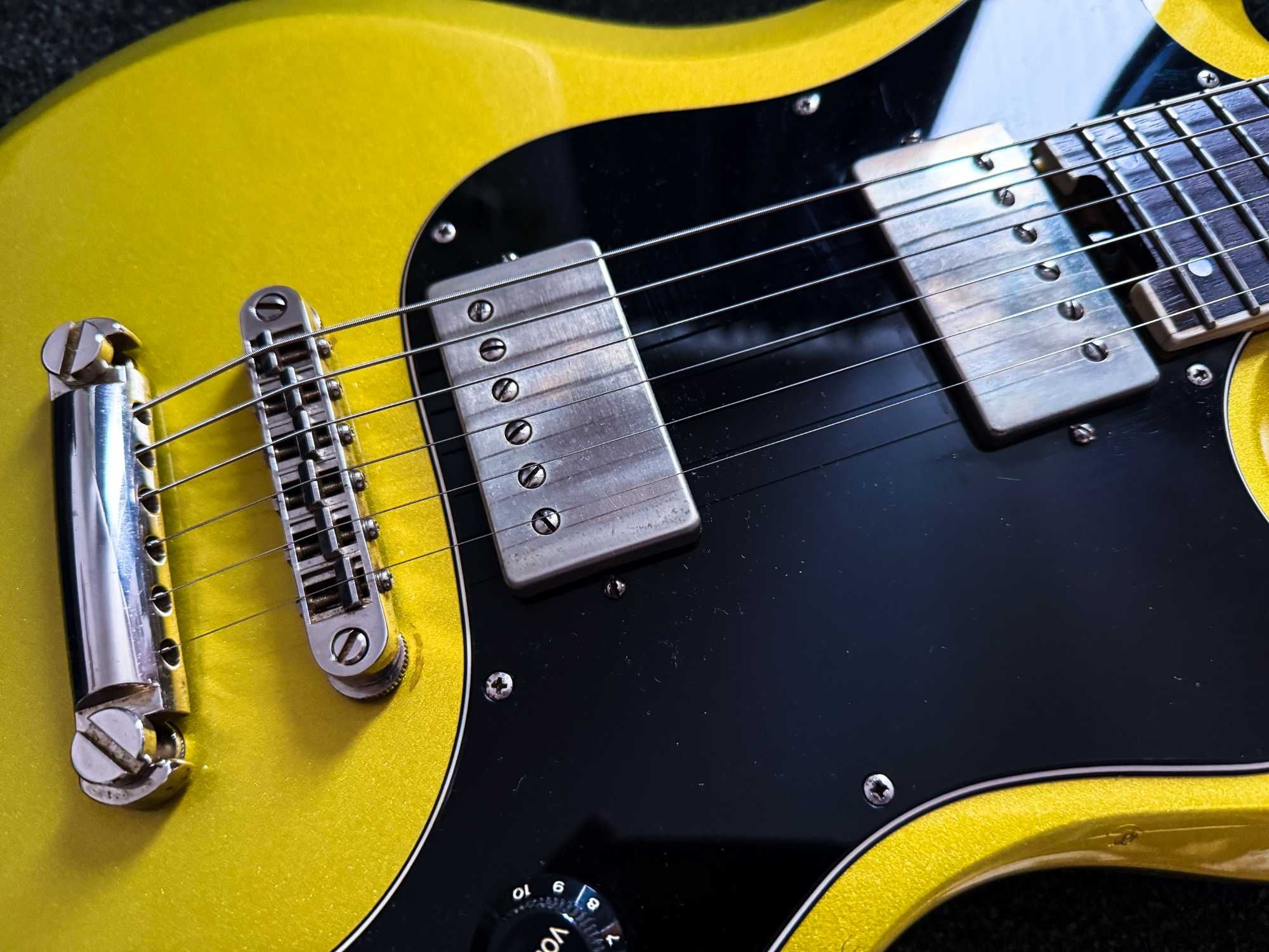 ESP Edwards E-UT-100SL Baritone Lime Gold 2013