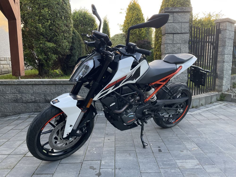 2017 ROK KTM DUKE 125 ABS Przebieg 7065 km Transport Bezwypadkowy