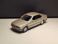 Модель BMW E34 535i 1/43 Schabak