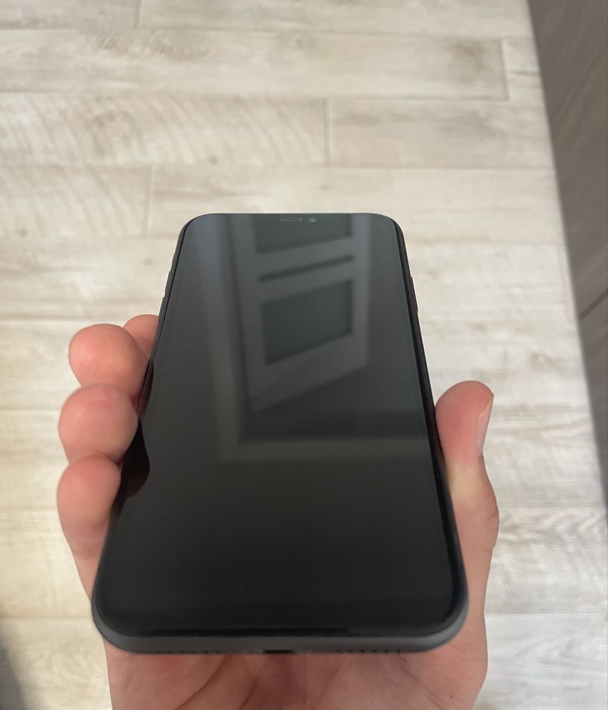 Iphone 11 у відмінному стані