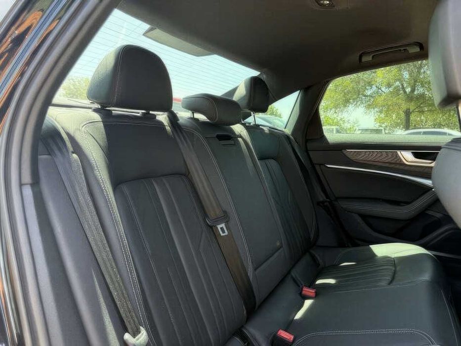 Audi A6 quattro Premium Plus 45 TFSI      2020
