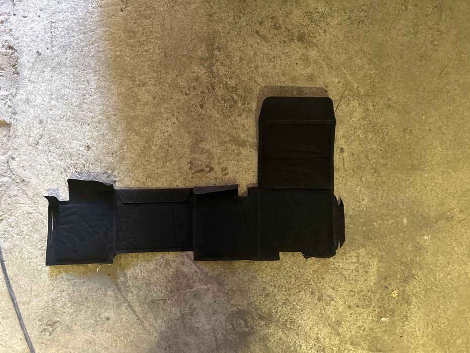 Чохол для акумулятора Skoda Octavia