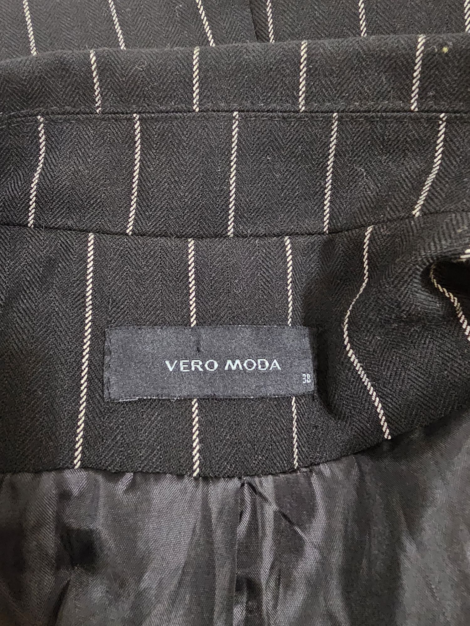 Marynarka żakiet w paski czarny Vero Moda M