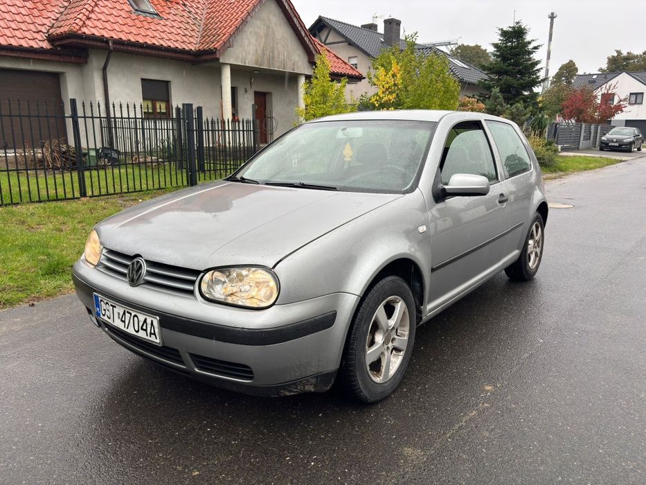 Volkswagen Golf IV* 2003 rok* benzyna
