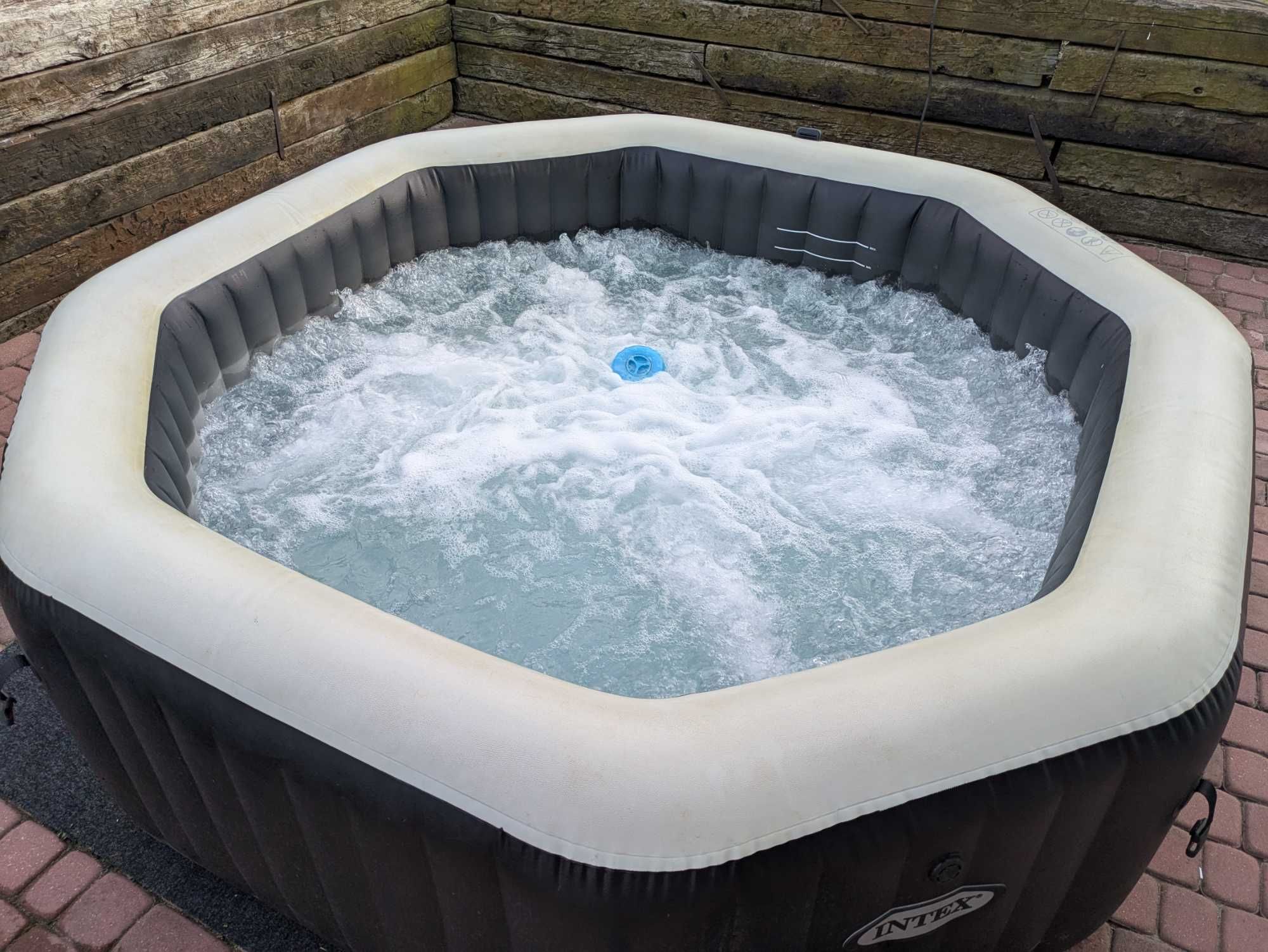 Jacuzzi  duże! 6 osób . Okazja
