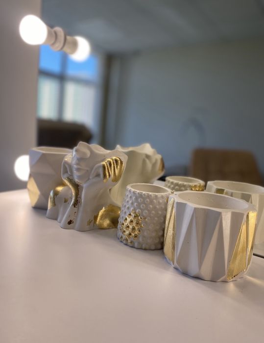 Оренда візажного столика / стіл бровіста ( є ГЕНЕРАТОР)