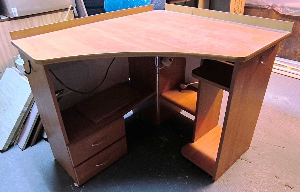 sprzedam narożne biurko