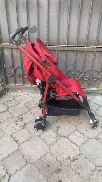 Коляска Maxi-Cosi. Новенька. Дуже зручна і компактна.