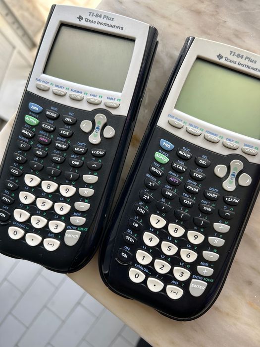 Vende-se 2 Calculadoras Gráficas por 180€