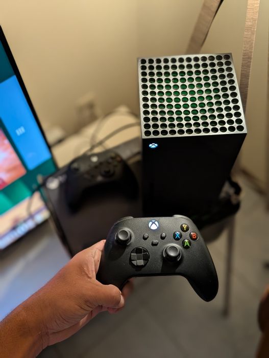 Xbox Series X 1TB 4K - 2 Comandos