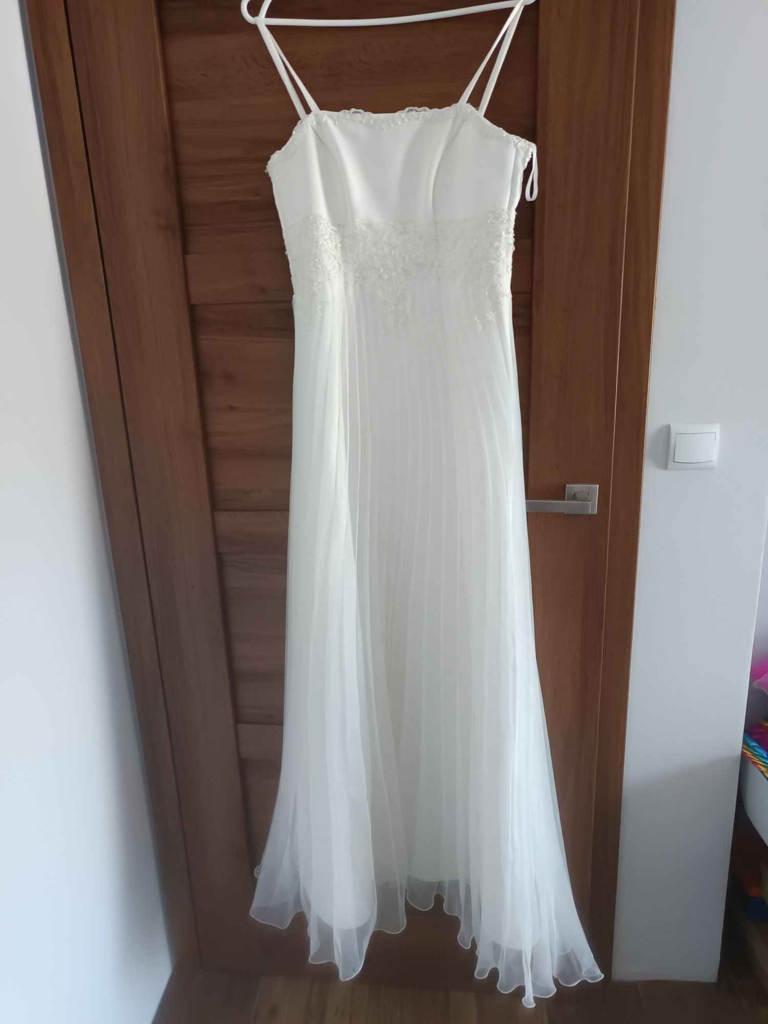 Suknia ślubna rozmiar 38