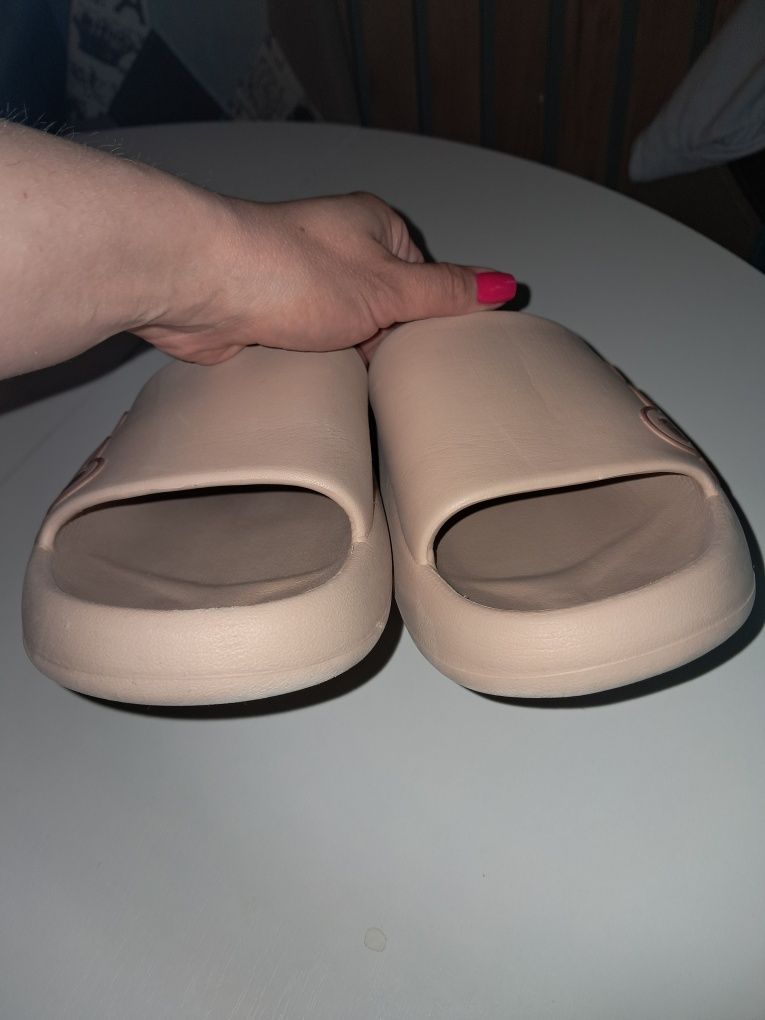 Klapki damskie piankowe misie 40-41