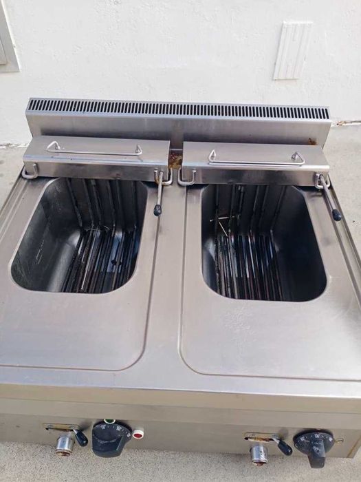 Fritadeira elétrica profissional