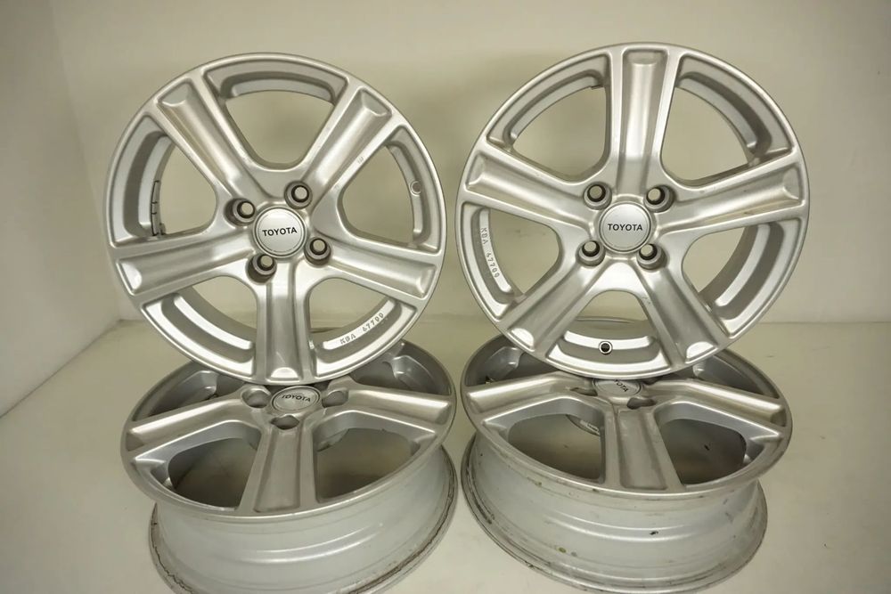 FELGI ALUMINIOWE 15 TOYOTA YARIS II-III COROLLA IQ  ET39