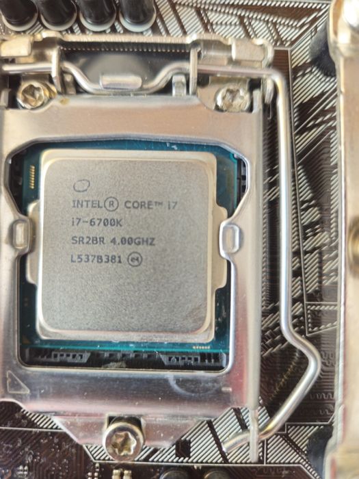 Procesor i7 6700k+Asus z170+Fortis 3