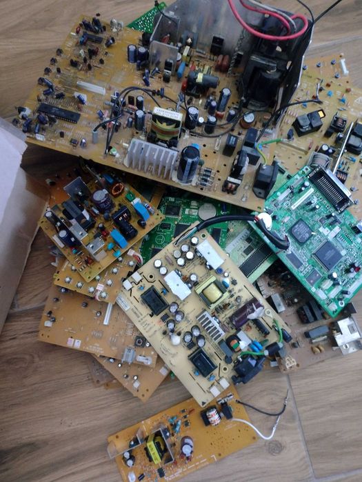 Złom elektroniczny, płytki