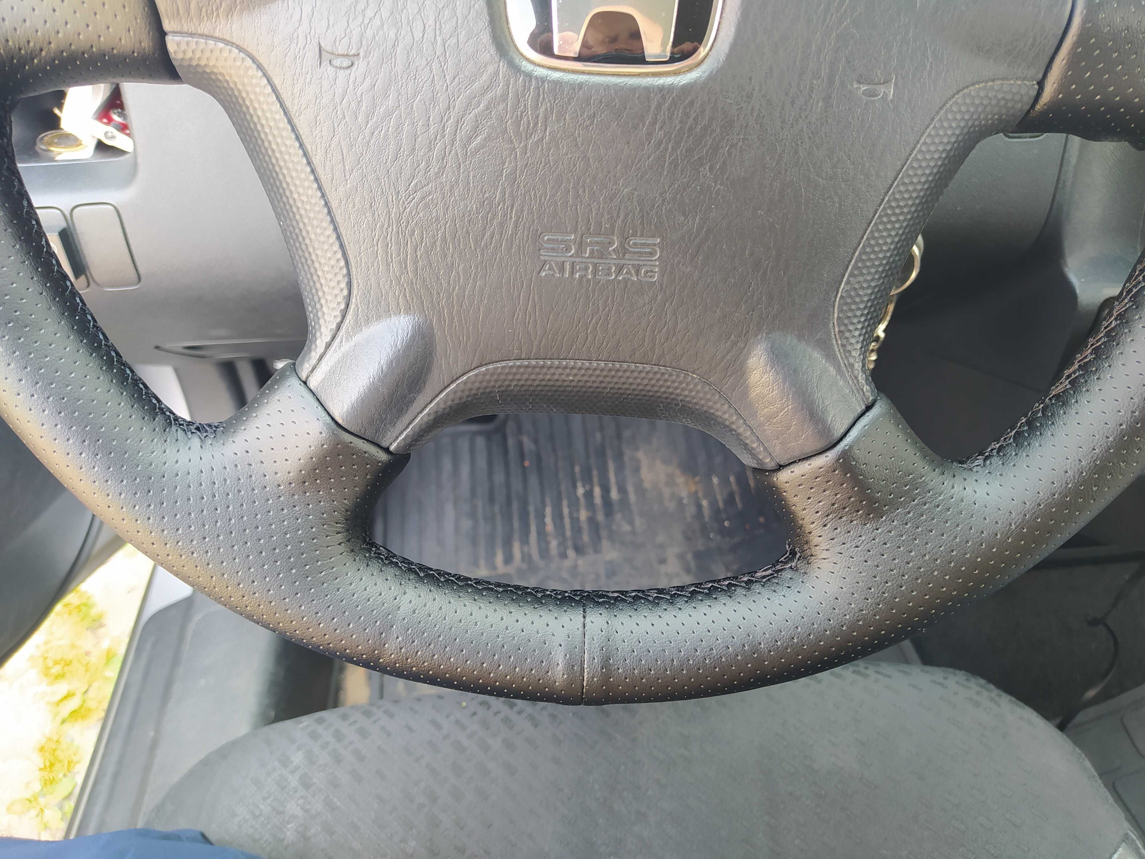 Skóra na kierownice Honda CRV II dedykowany kierownica