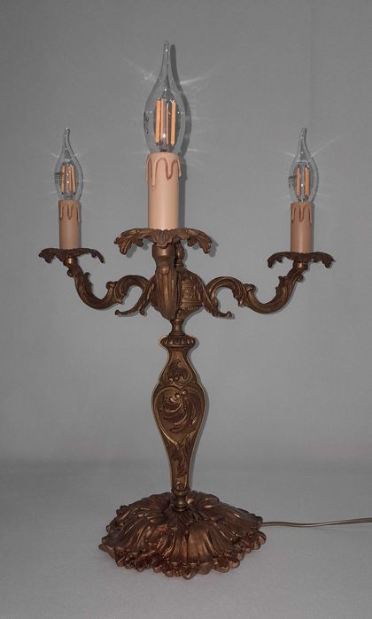 Candeeiros restaurados e reinventados