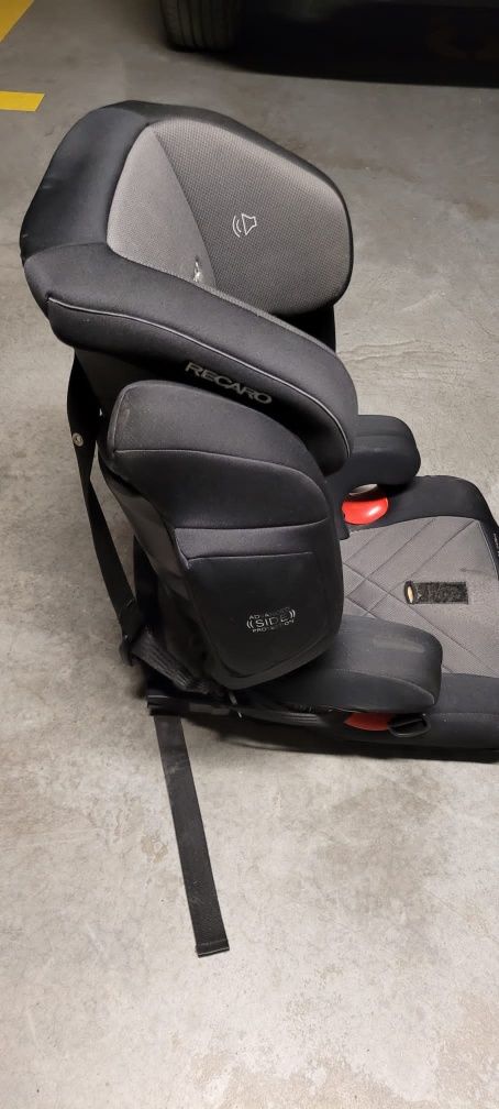 Fotelik samochodowy Recaro Monza Nova